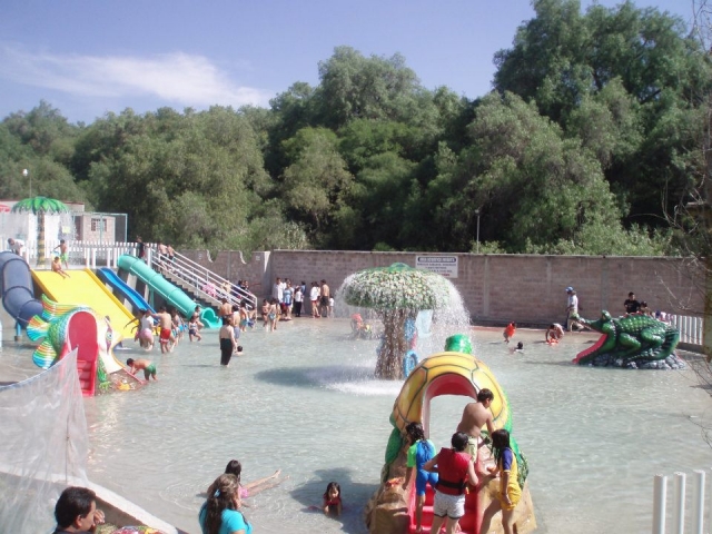 Juegos y chapoteaderos